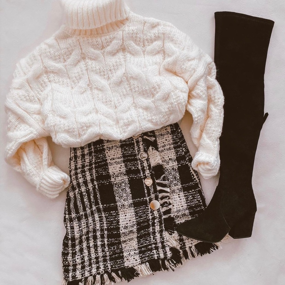 Black and White tweed mini skirt